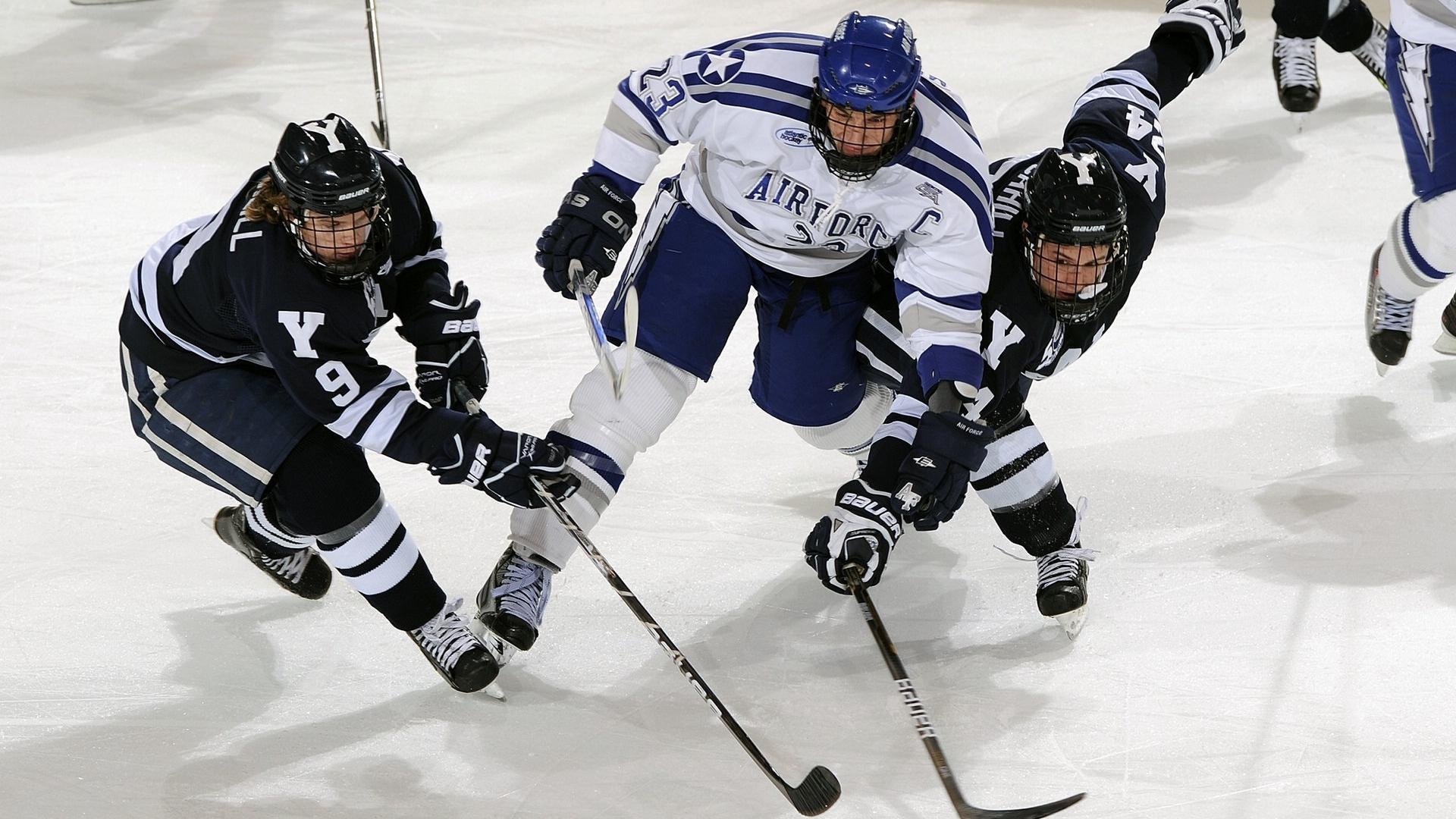 中国足协发布裁判职业化推进计划，足协裁判部